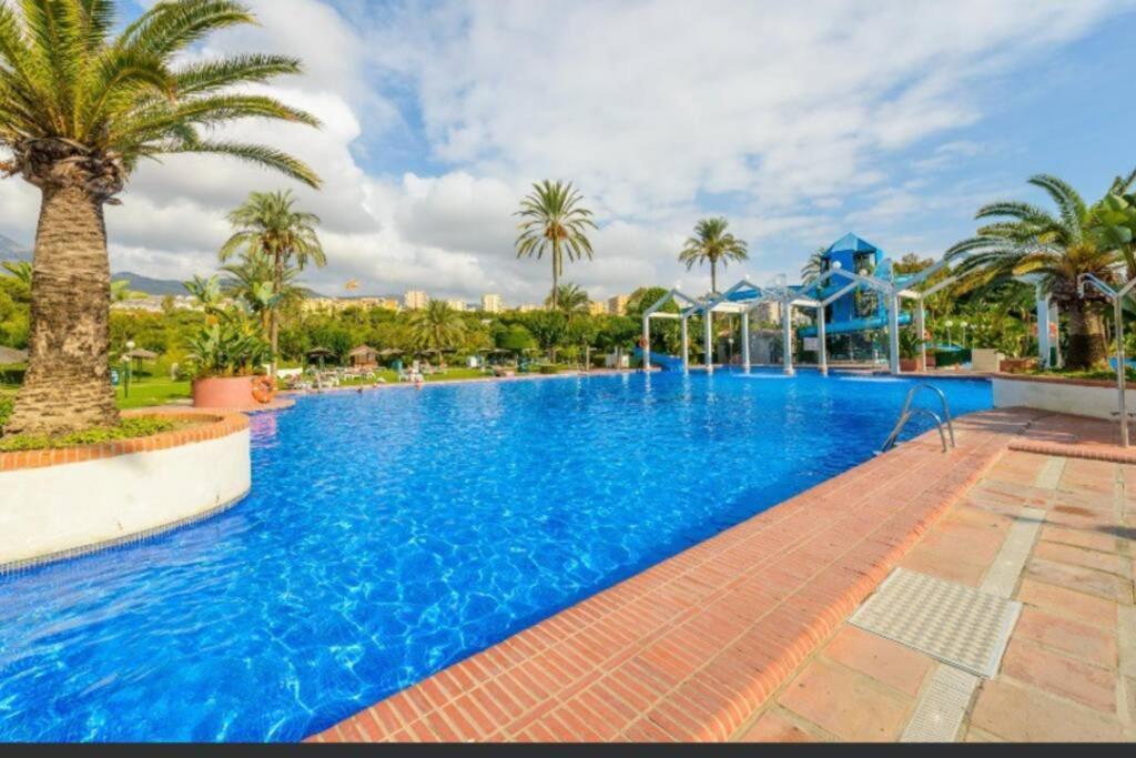 Apartamento 215. Primera Linea De Playa. Беналмадена Екстериор снимка